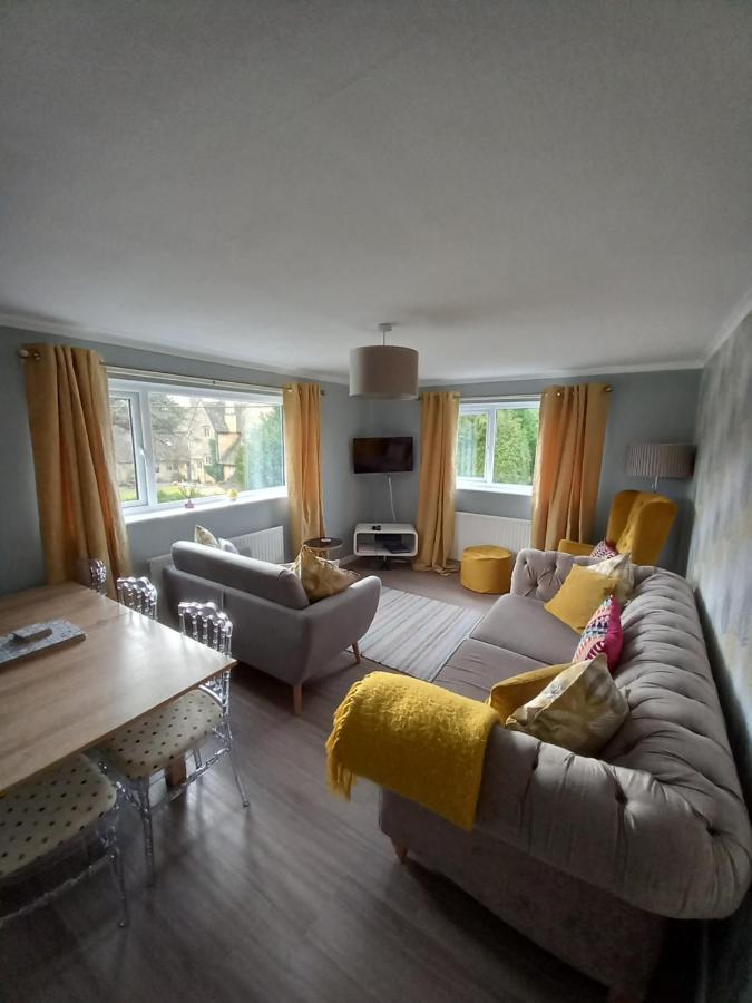 Moore Apartment Bourton-on-the-Water Bagian luar foto